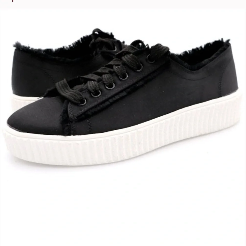 Express Womens Platform Black Sneakers Shoes sz 7
